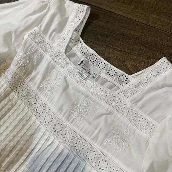 1 For U White Lace Women’s Nightgown Size M Prairie Cottagecore Eyelet Dress - Picture 5 of 8